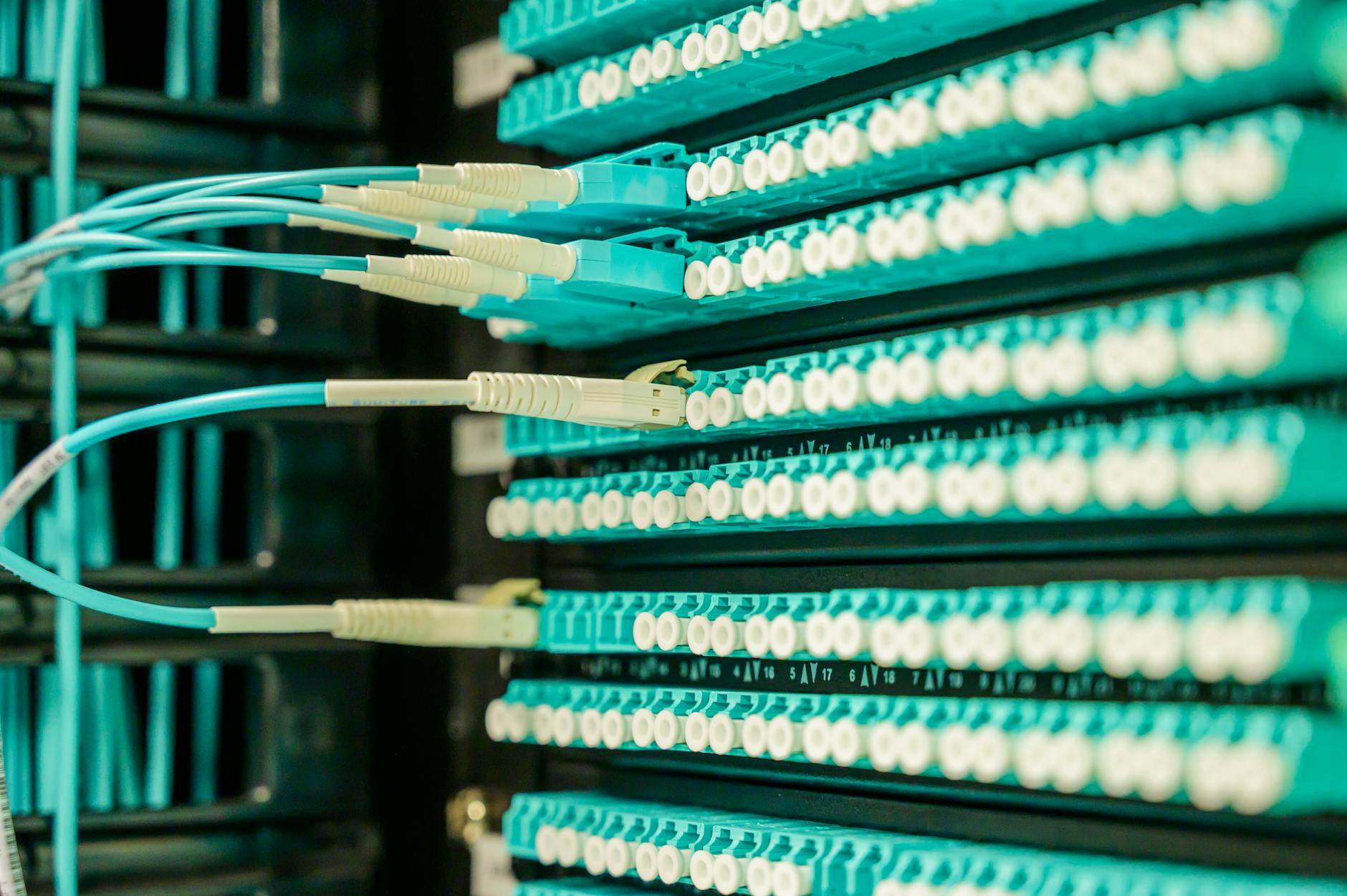 API Gateway Nedir? Sunucu Trafiğini Nasıl Optimize Eder?
